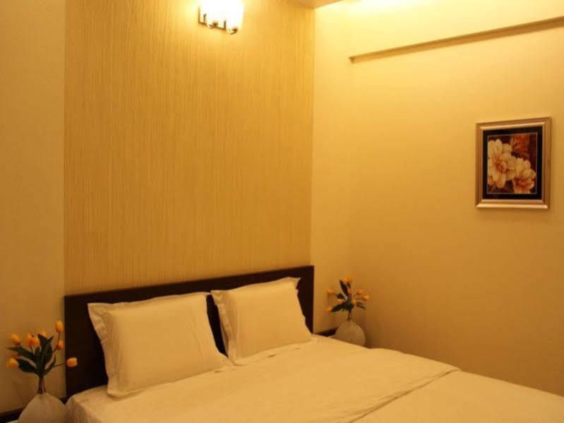 Hotel Eco Inn Viman Nagar Pune Esterno foto