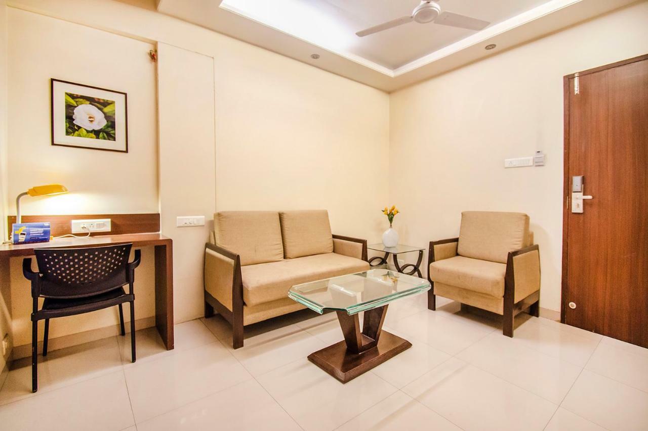 Hotel Eco Inn Viman Nagar Pune Esterno foto