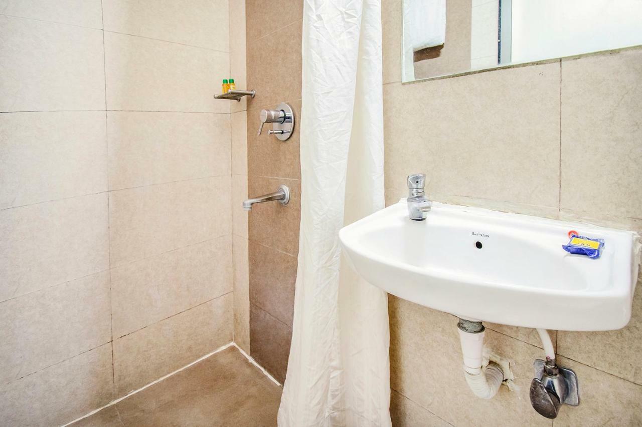 Hotel Eco Inn Viman Nagar Pune Esterno foto