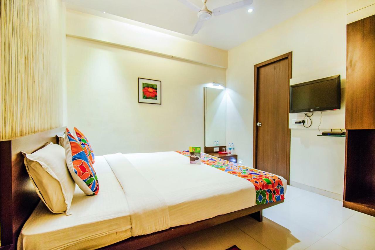 Hotel Eco Inn Viman Nagar Pune Esterno foto